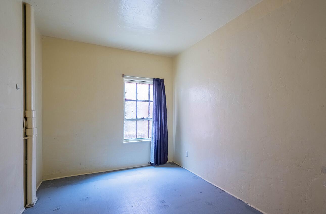 Detail Gallery Image 30 of 37 For 13 E Lake St, Salinas,  CA 93901 - – Beds | – Baths