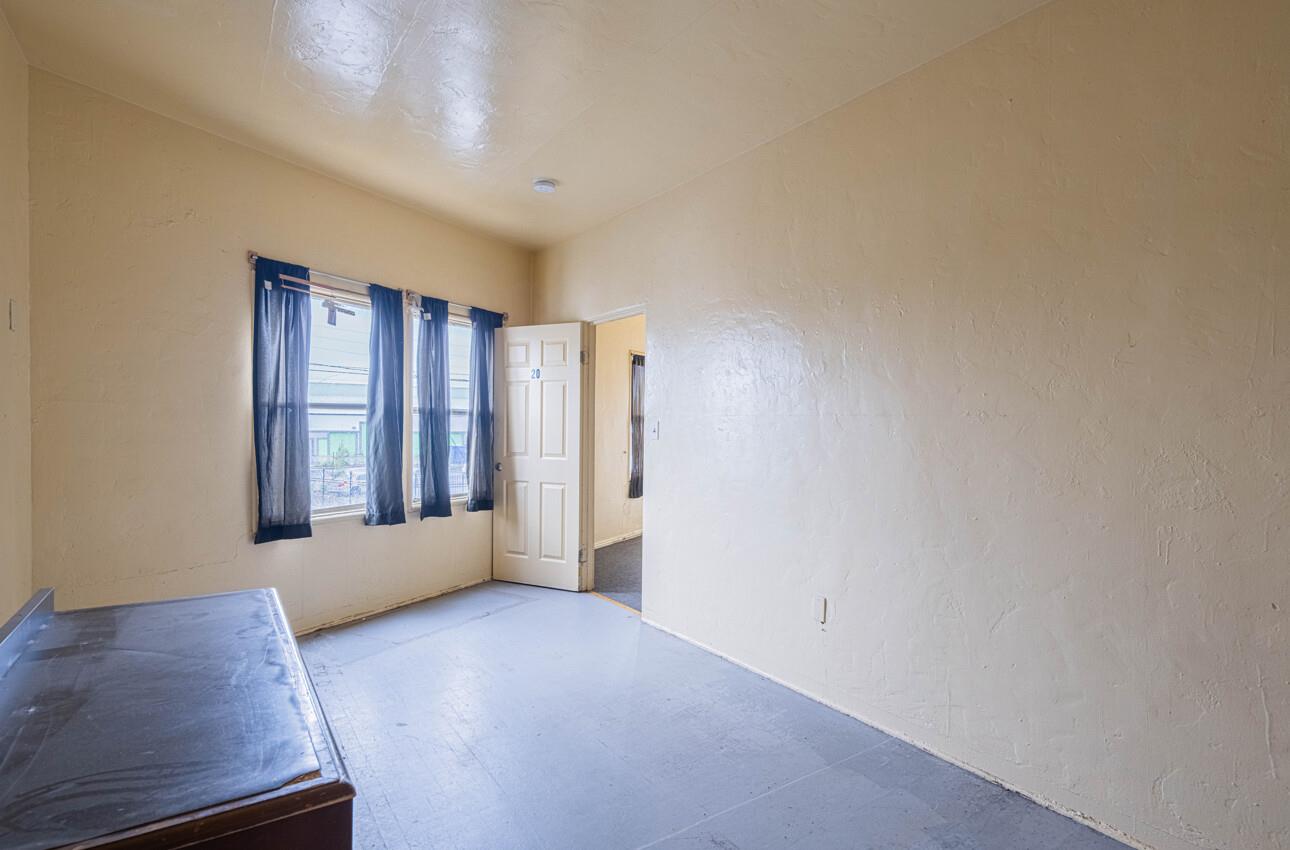 Detail Gallery Image 31 of 37 For 13 E Lake St, Salinas,  CA 93901 - – Beds | – Baths