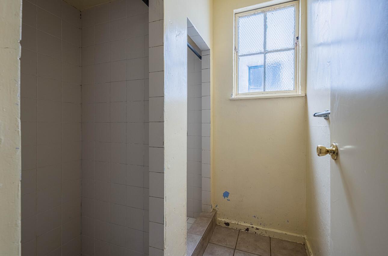 Detail Gallery Image 36 of 37 For 13 E Lake St, Salinas,  CA 93901 - – Beds | – Baths