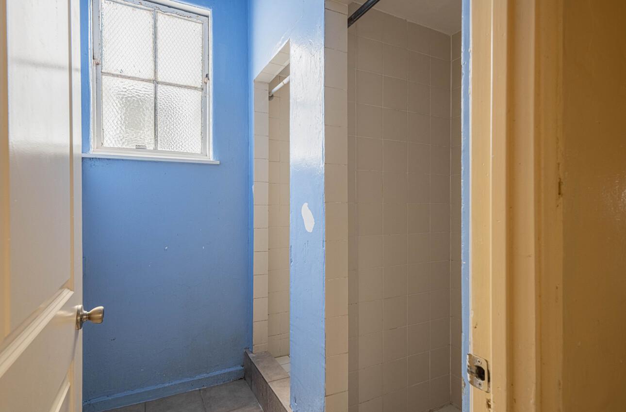 Detail Gallery Image 37 of 37 For 13 E Lake St, Salinas,  CA 93901 - – Beds | – Baths