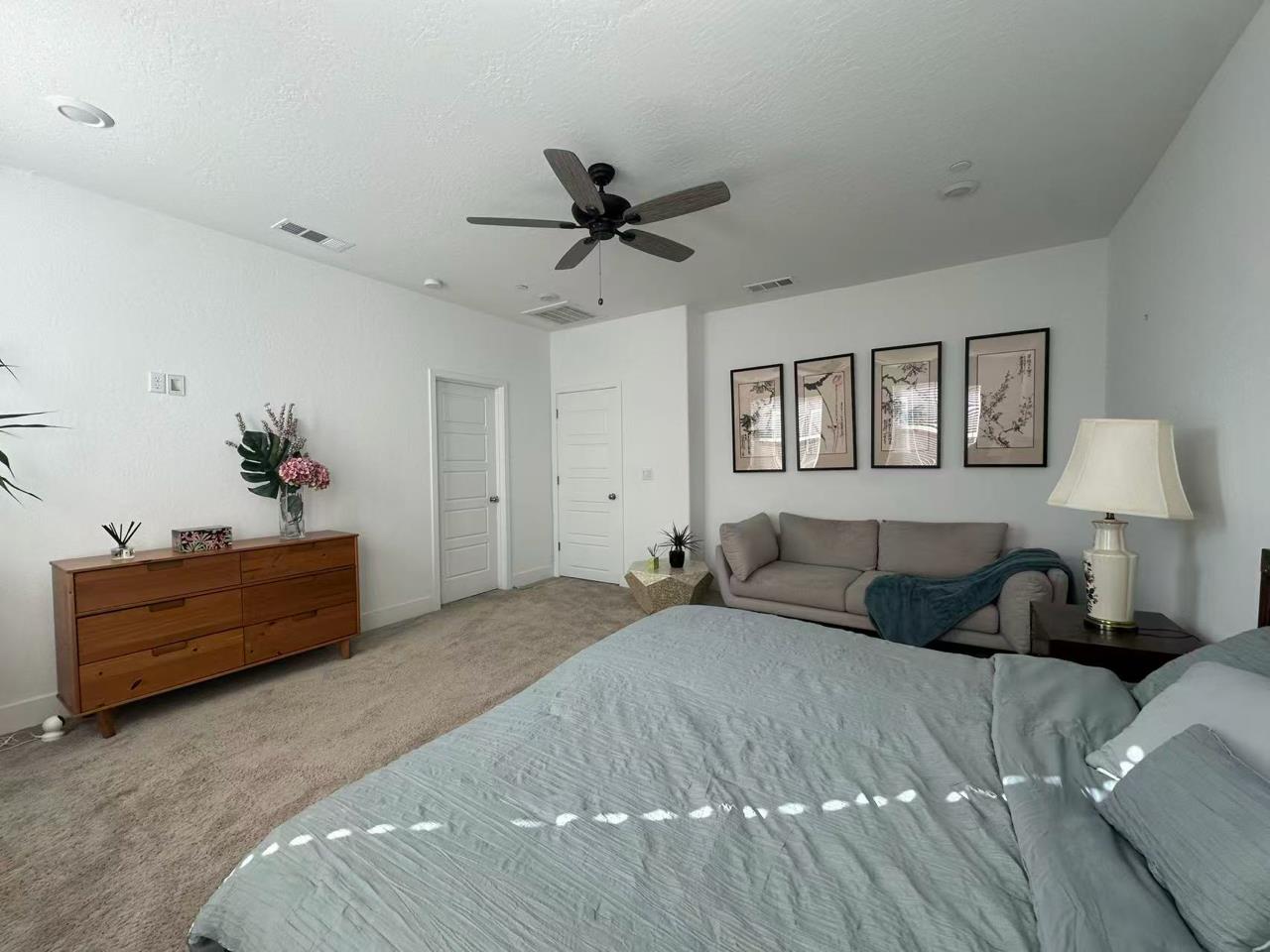 Detail Gallery Image 13 of 35 For 2732 E Teaberry Dr, Fresno,  CA 93730 - 3 Beds | 2/1 Baths