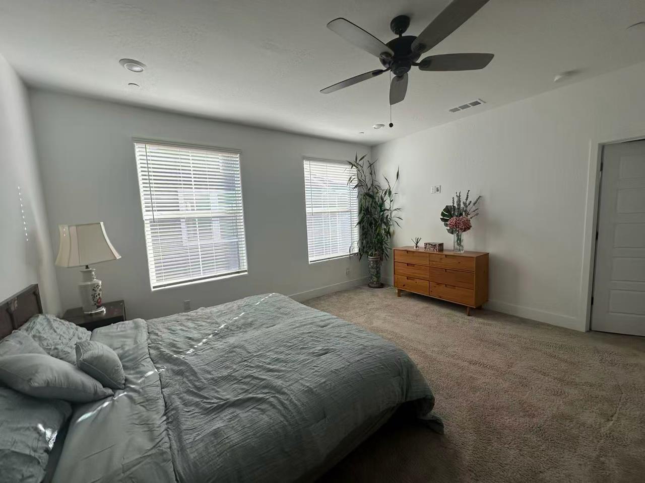 Detail Gallery Image 14 of 35 For 2732 E Teaberry Dr, Fresno,  CA 93730 - 3 Beds | 2/1 Baths