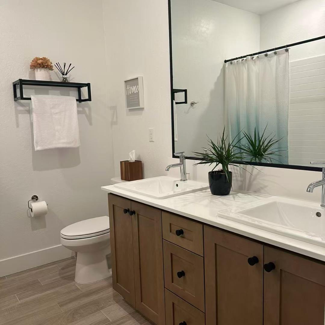 Detail Gallery Image 28 of 35 For 2732 E Teaberry Dr, Fresno,  CA 93730 - 3 Beds | 2/1 Baths