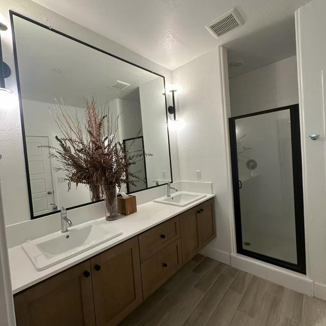 Detail Gallery Image 29 of 35 For 2732 E Teaberry Dr, Fresno,  CA 93730 - 3 Beds | 2/1 Baths