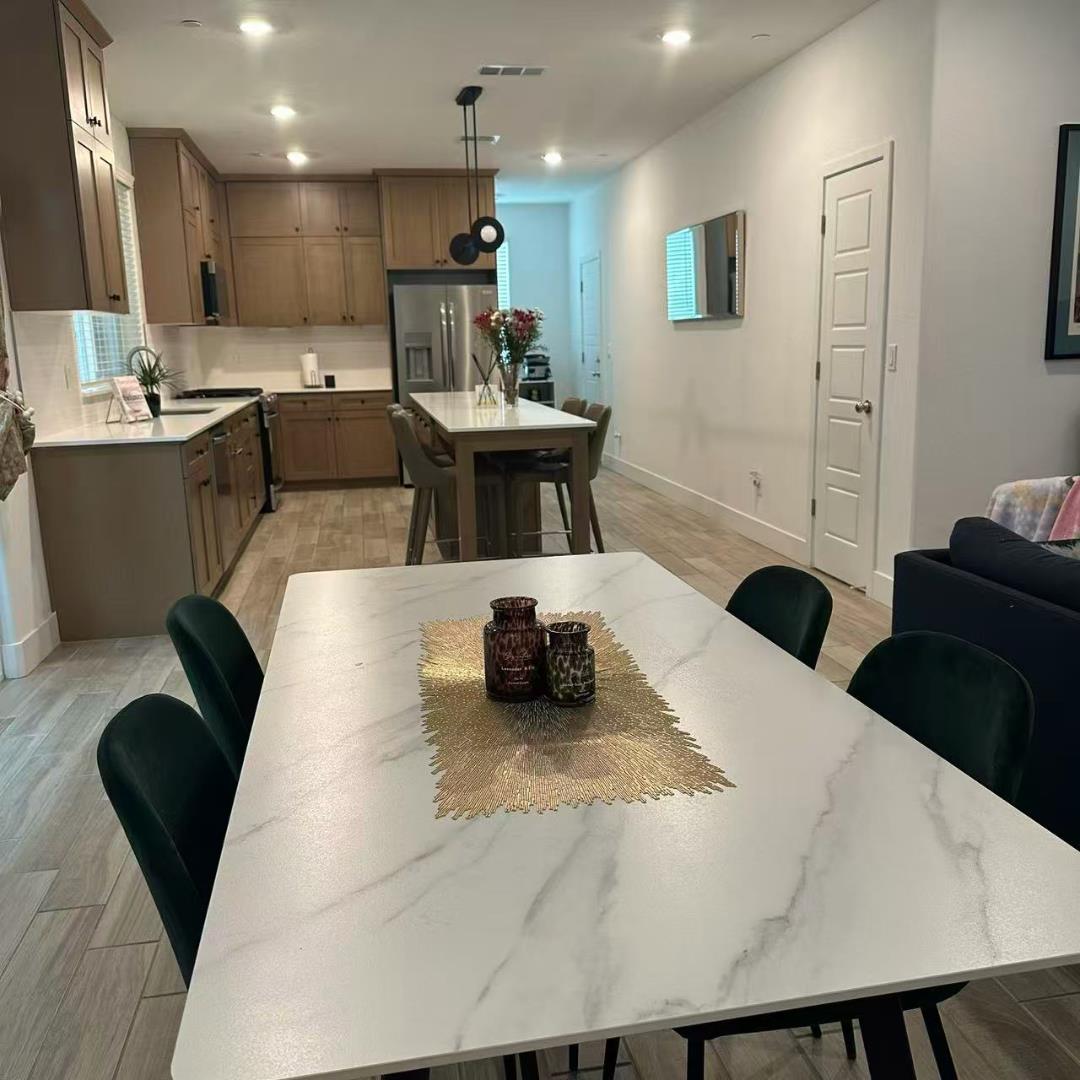 Detail Gallery Image 6 of 35 For 2732 E Teaberry Dr, Fresno,  CA 93730 - 3 Beds | 2/1 Baths