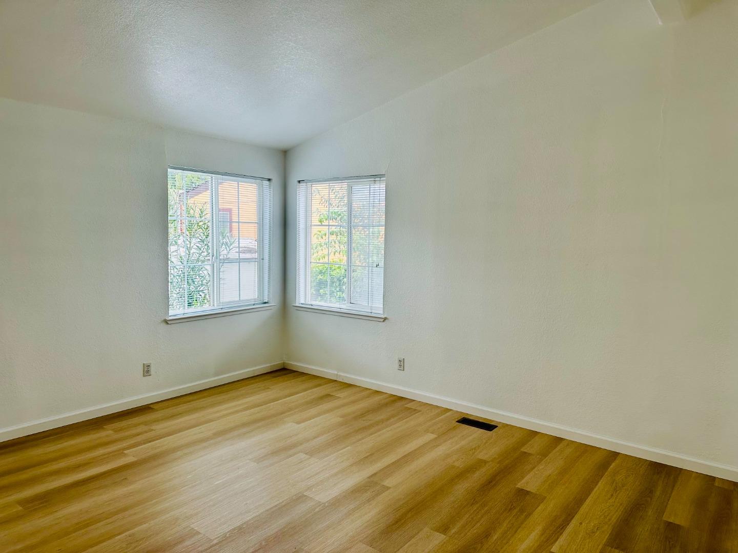 Detail Gallery Image 17 of 27 For 200 Ford Rd #227,  San Jose,  CA 95138 - 3 Beds | 2 Baths