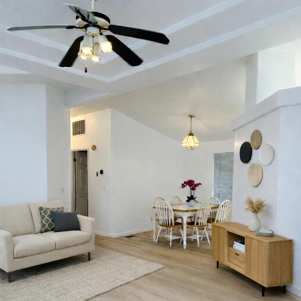 Detail Gallery Image 4 of 27 For 200 Ford Rd #227,  San Jose,  CA 95138 - 3 Beds | 2 Baths