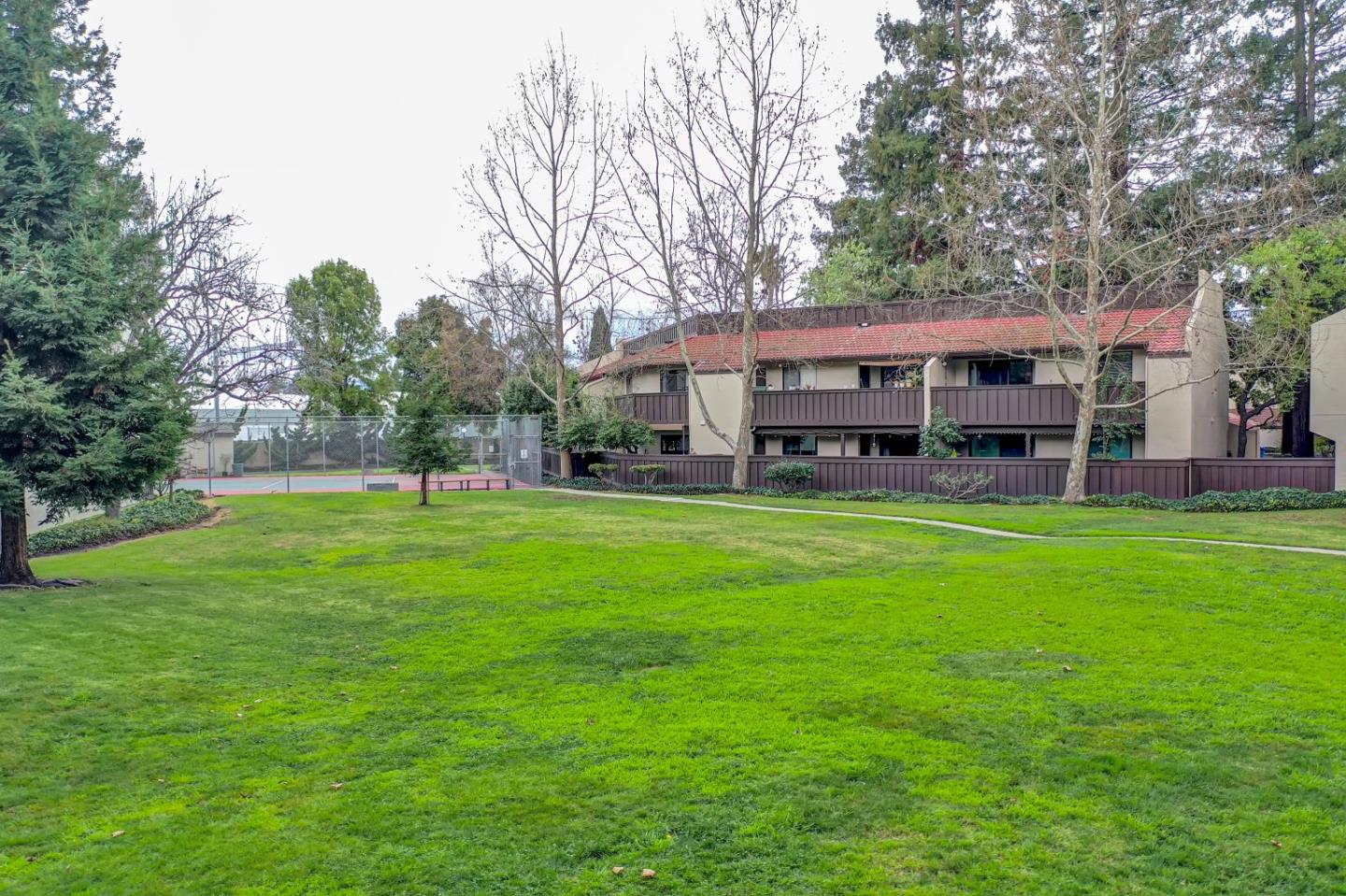 Detail Gallery Image 31 of 35 For 999 W Evelyn Ter #40,  Sunnyvale,  CA 94086 - 2 Beds | 1 Baths