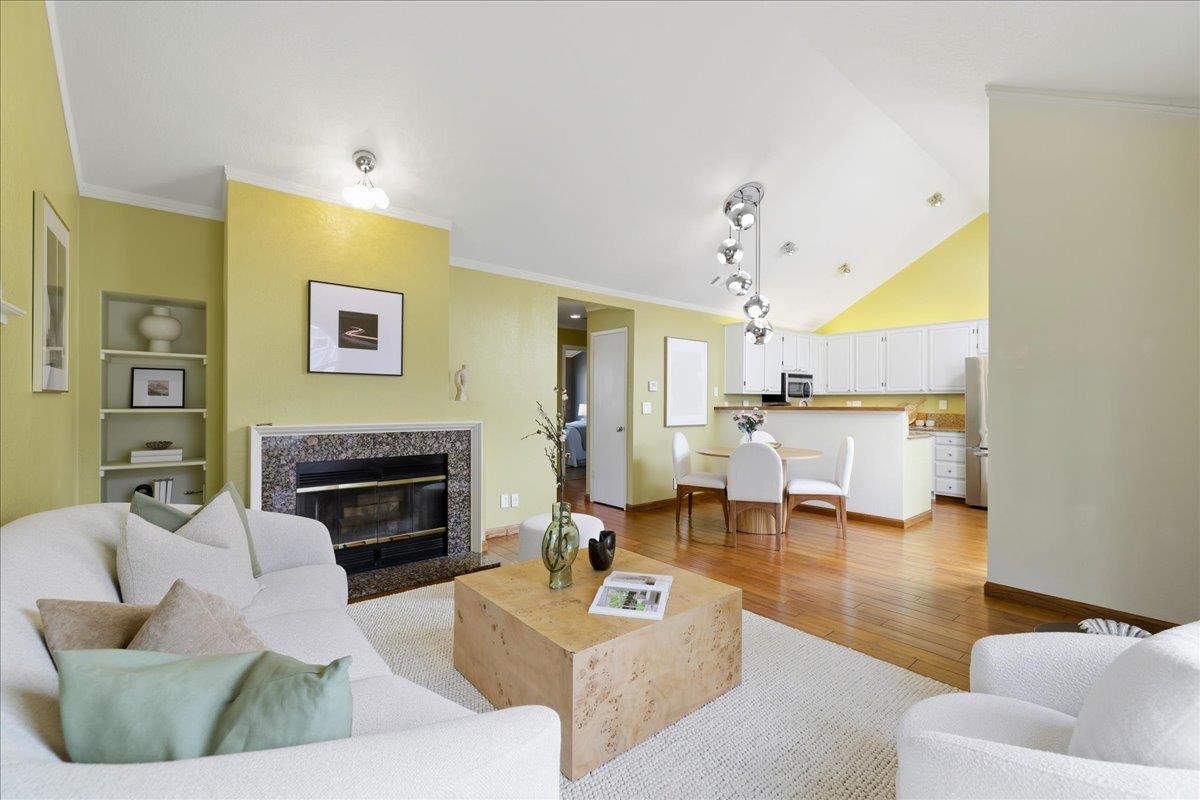 Detail Gallery Image 11 of 46 For 727 Portwalk Pl, Redwood City,  CA 94065 - 2 Beds | 2 Baths