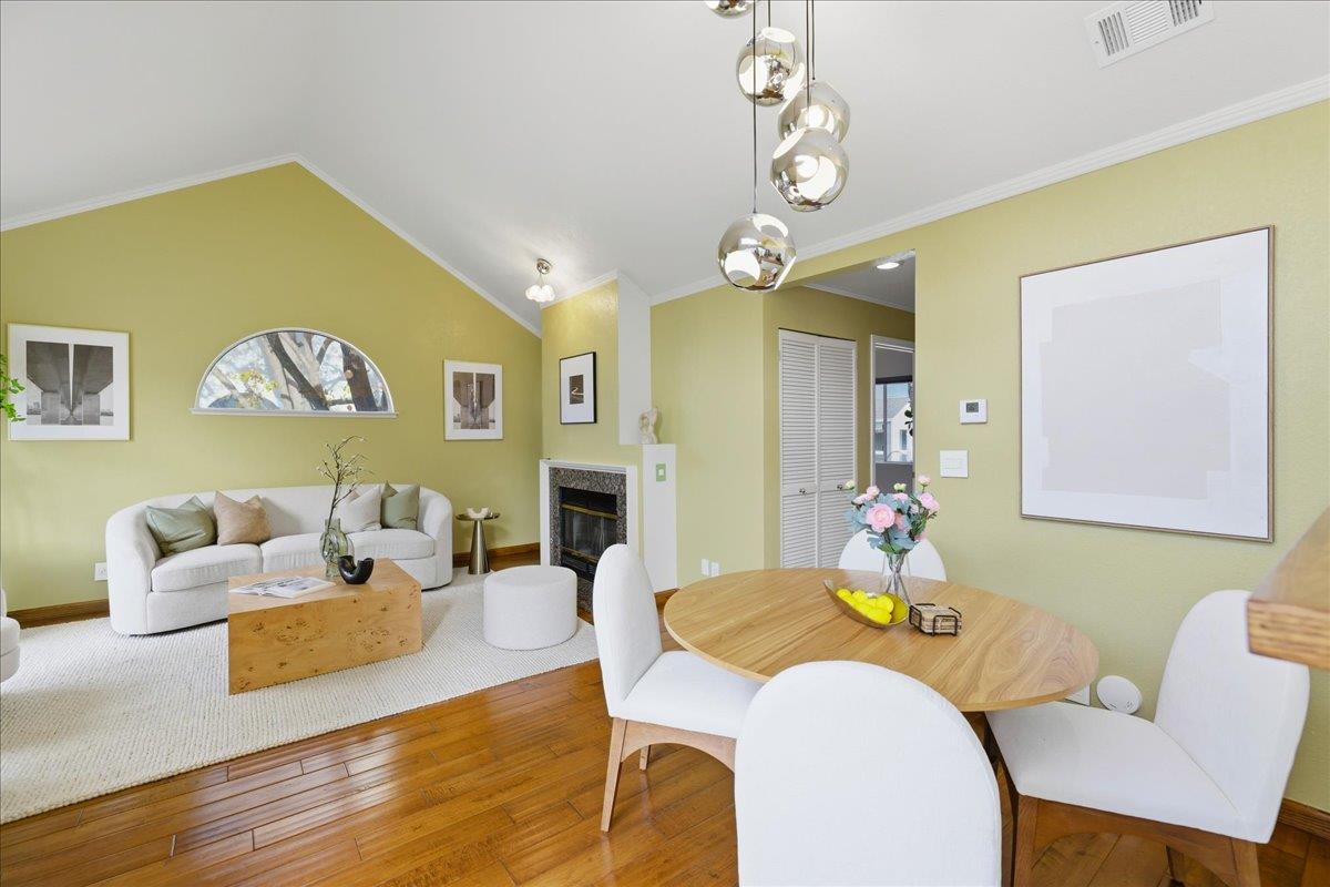 Detail Gallery Image 13 of 46 For 727 Portwalk Pl, Redwood City,  CA 94065 - 2 Beds | 2 Baths