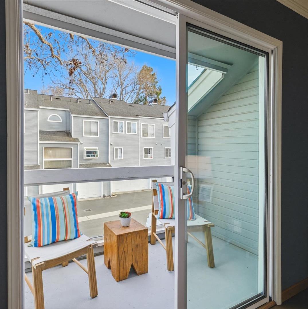 Detail Gallery Image 25 of 46 For 727 Portwalk Pl, Redwood City,  CA 94065 - 2 Beds | 2 Baths