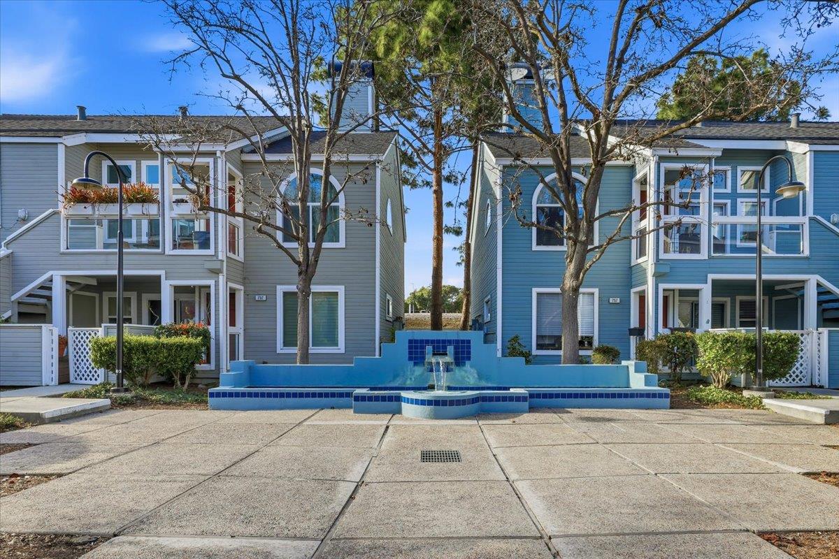 Detail Gallery Image 35 of 46 For 727 Portwalk Pl, Redwood City,  CA 94065 - 2 Beds | 2 Baths