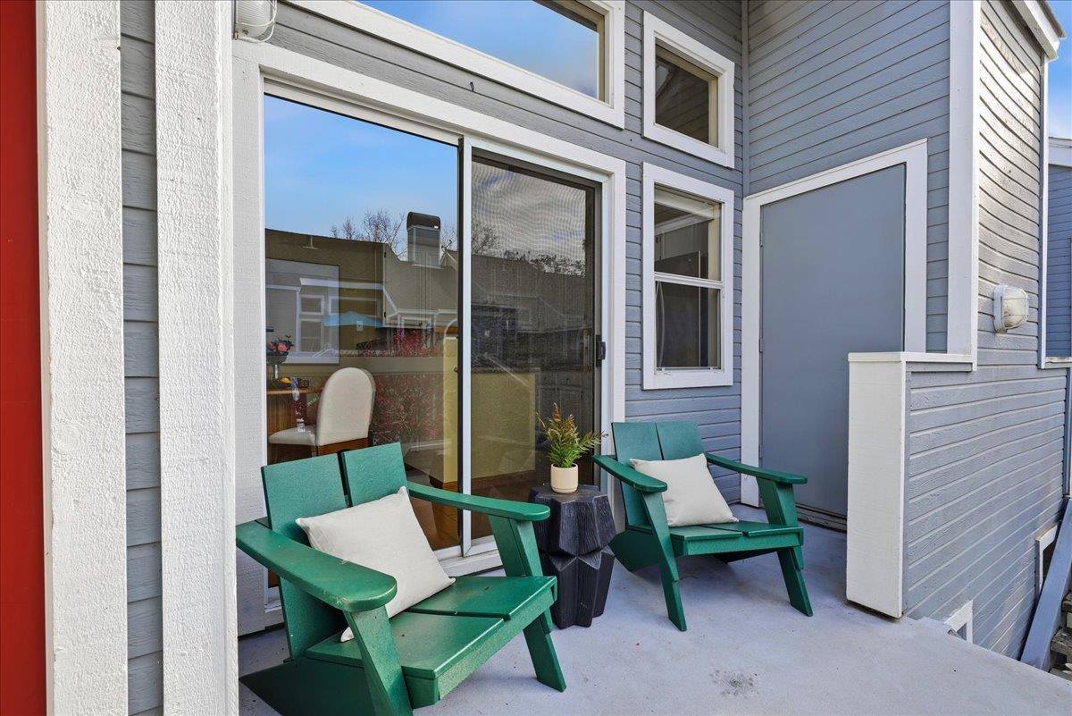 Detail Gallery Image 6 of 46 For 727 Portwalk Pl, Redwood City,  CA 94065 - 2 Beds | 2 Baths