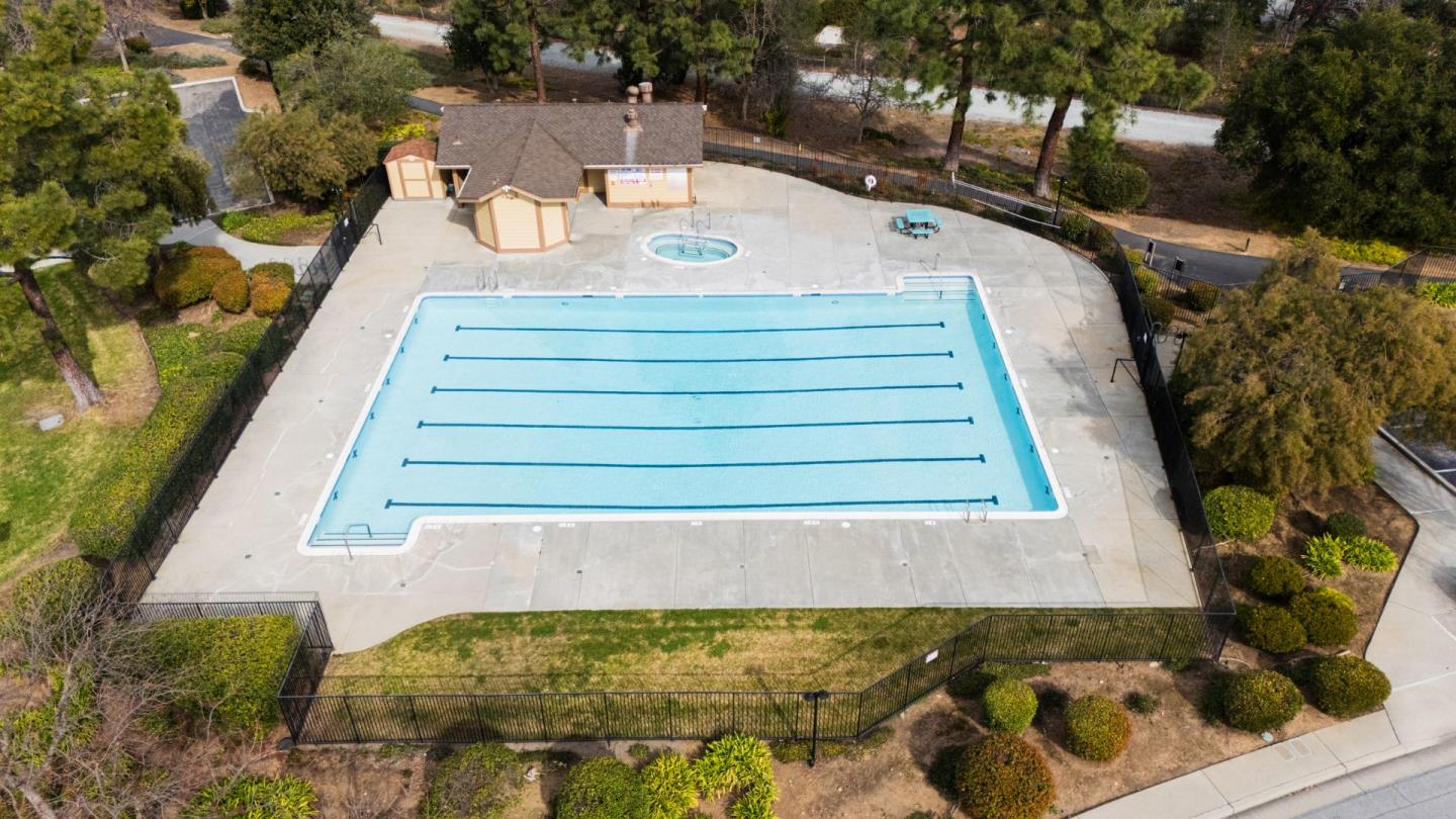 Detail Gallery Image 31 of 31 For 1054 Quail Creek Cir, San Jose,  CA 95120 - 4 Beds | 3 Baths