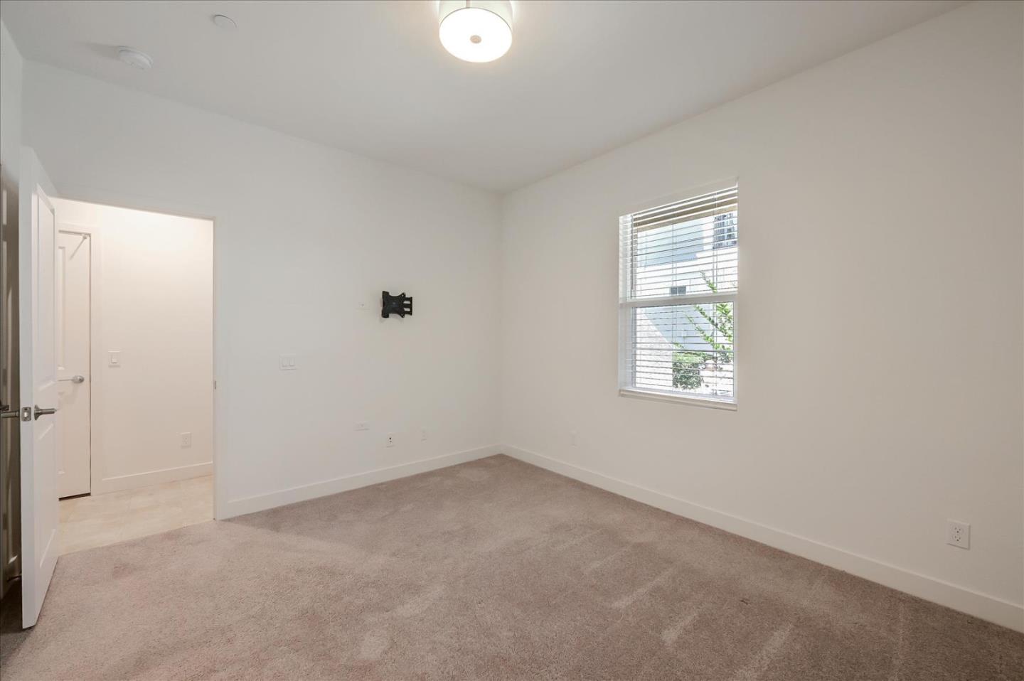 Detail Gallery Image 20 of 41 For 4367 Pacifica Way #4,  Oceanside,  CA 92056 - 3 Beds | 3/1 Baths
