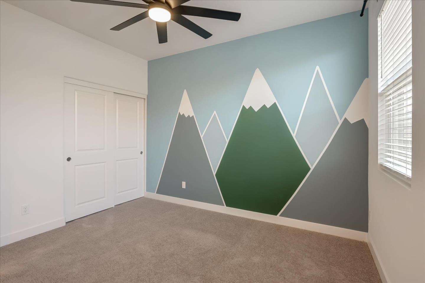 Detail Gallery Image 23 of 41 For 4367 Pacifica Way #4,  Oceanside,  CA 92056 - 3 Beds | 3/1 Baths