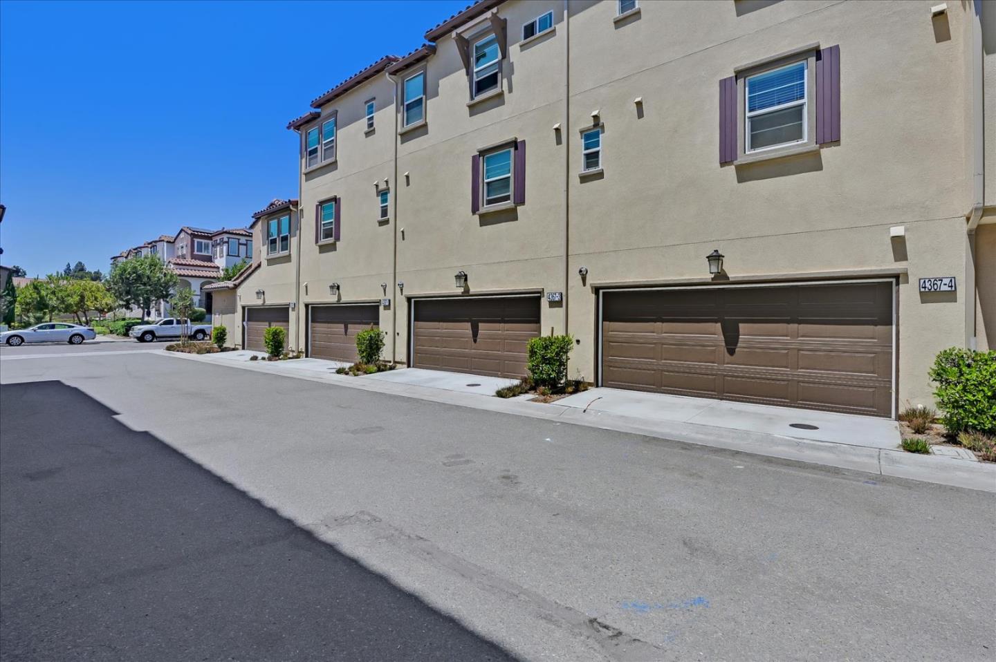 Detail Gallery Image 38 of 41 For 4367 Pacifica Way #4,  Oceanside,  CA 92056 - 3 Beds | 3/1 Baths