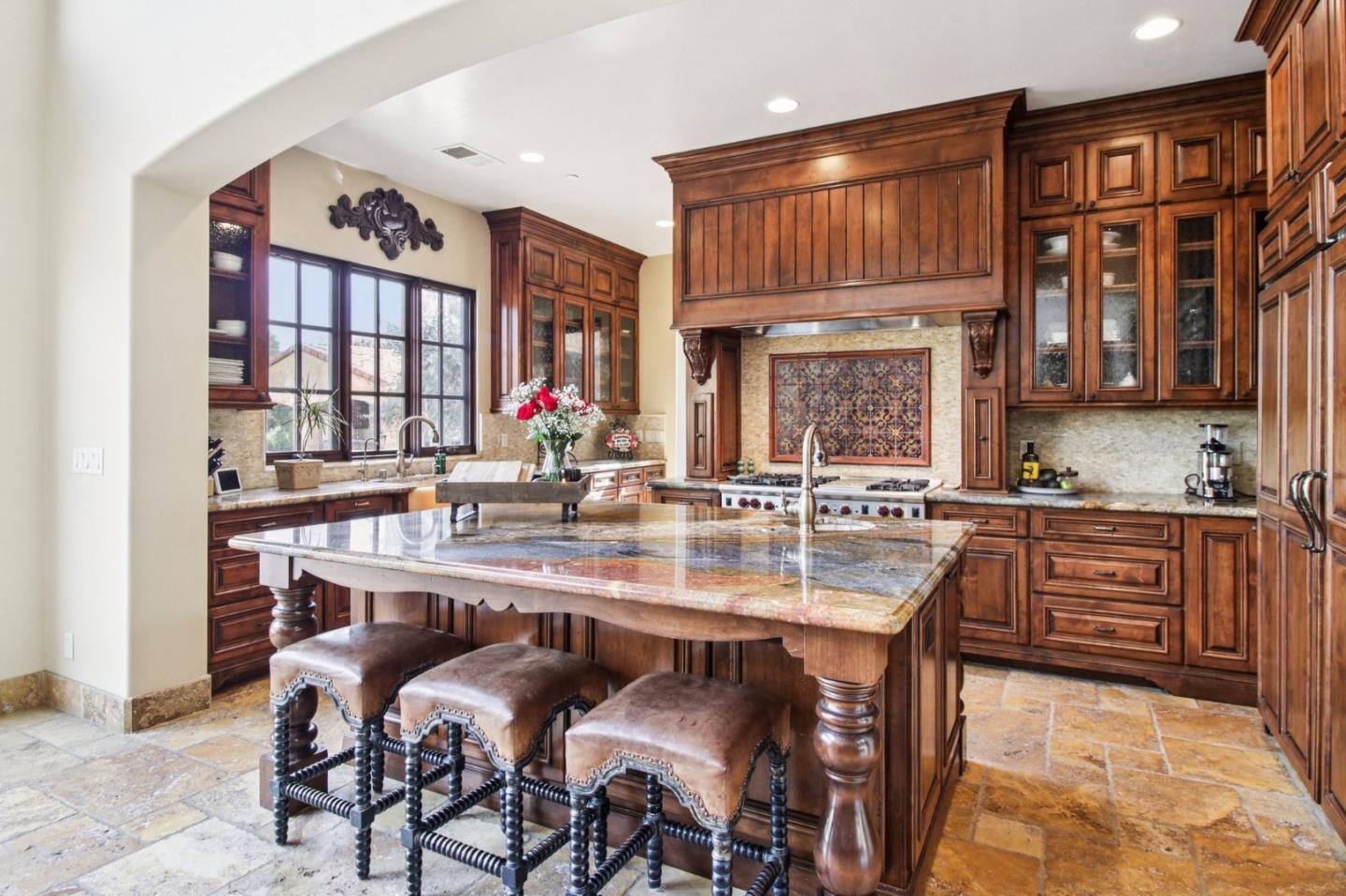 Detail Gallery Image 15 of 49 For 12220 Heritage, Gilroy,  CA 95020 - 5 Beds | 4/2 Baths