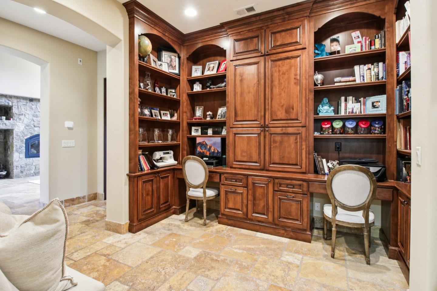 Detail Gallery Image 21 of 49 For 12220 Heritage, Gilroy,  CA 95020 - 5 Beds | 4/2 Baths