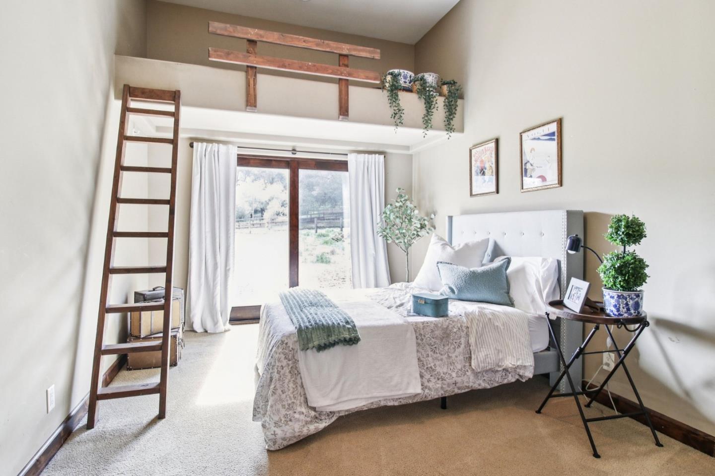 Detail Gallery Image 31 of 49 For 12220 Heritage, Gilroy,  CA 95020 - 5 Beds | 4/2 Baths