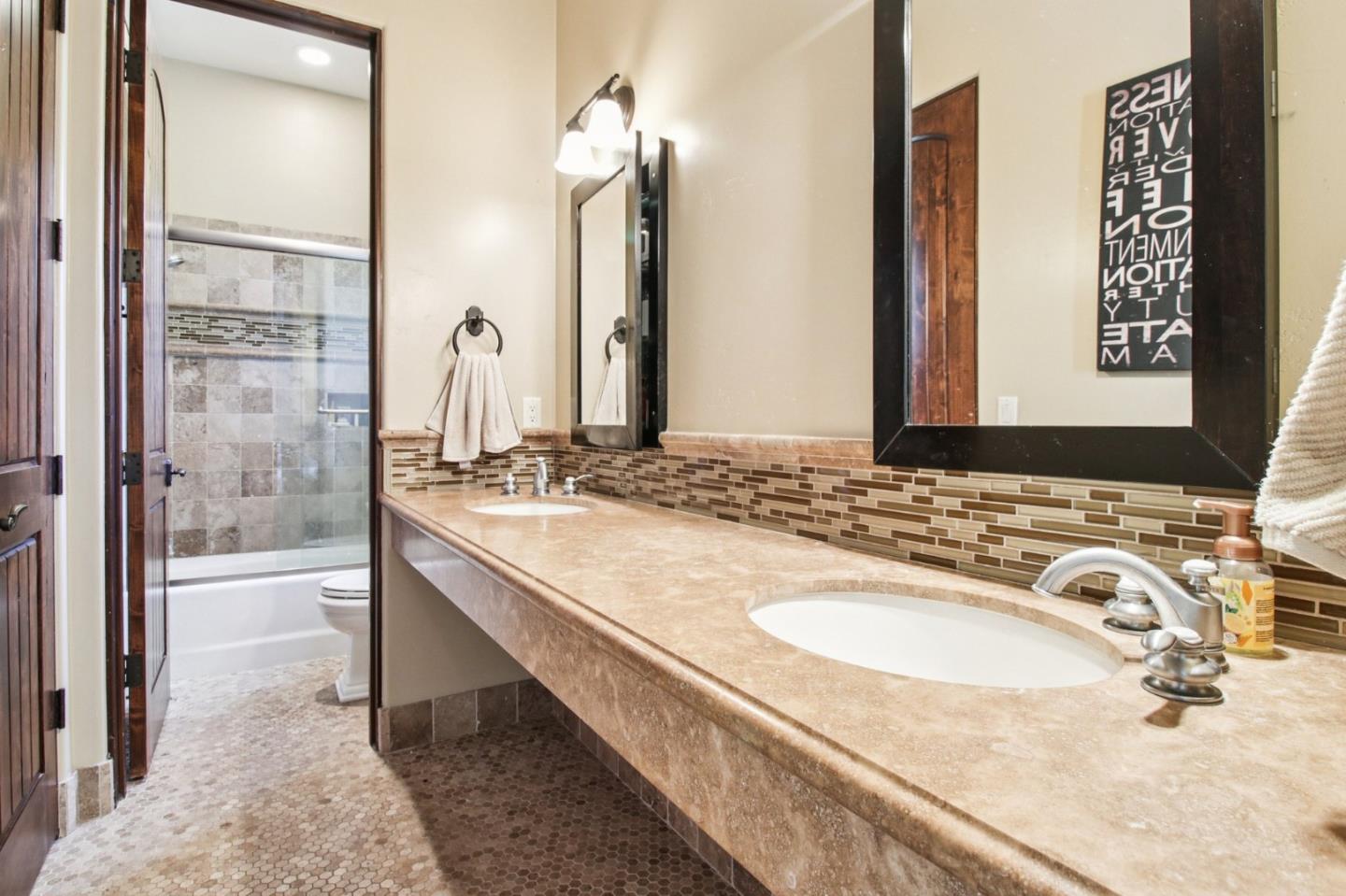 Detail Gallery Image 33 of 49 For 12220 Heritage, Gilroy,  CA 95020 - 5 Beds | 4/2 Baths