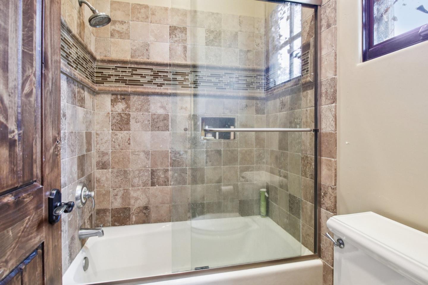 Detail Gallery Image 34 of 49 For 12220 Heritage, Gilroy,  CA 95020 - 5 Beds | 4/2 Baths