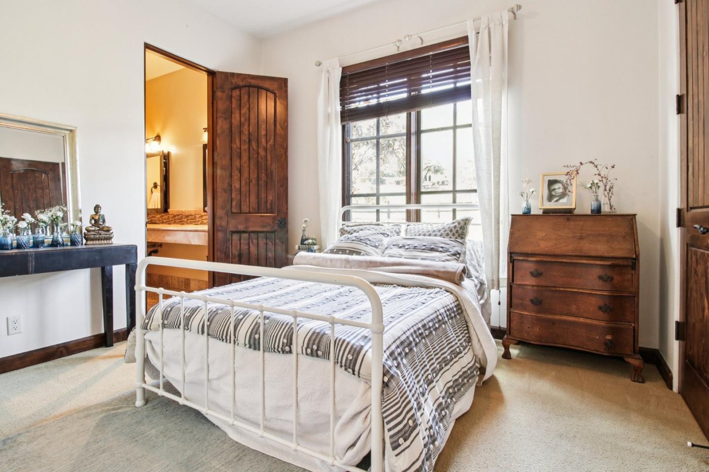 Detail Gallery Image 35 of 49 For 12220 Heritage, Gilroy,  CA 95020 - 5 Beds | 4/2 Baths