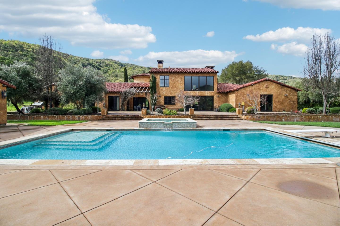 Detail Gallery Image 43 of 49 For 12220 Heritage, Gilroy,  CA 95020 - 5 Beds | 4/2 Baths