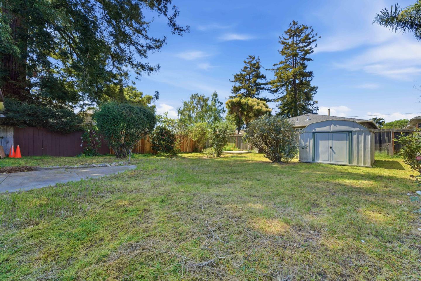 Detail Gallery Image 20 of 26 For 1761 44th Ave, Capitola,  CA 95010 - 2 Beds | 1 Baths