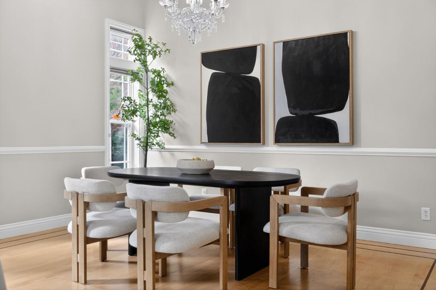 Detail Gallery Image 12 of 101 For 10175 Orange Ave, Cupertino,  CA 95014 - 6 Beds | 4/2 Baths