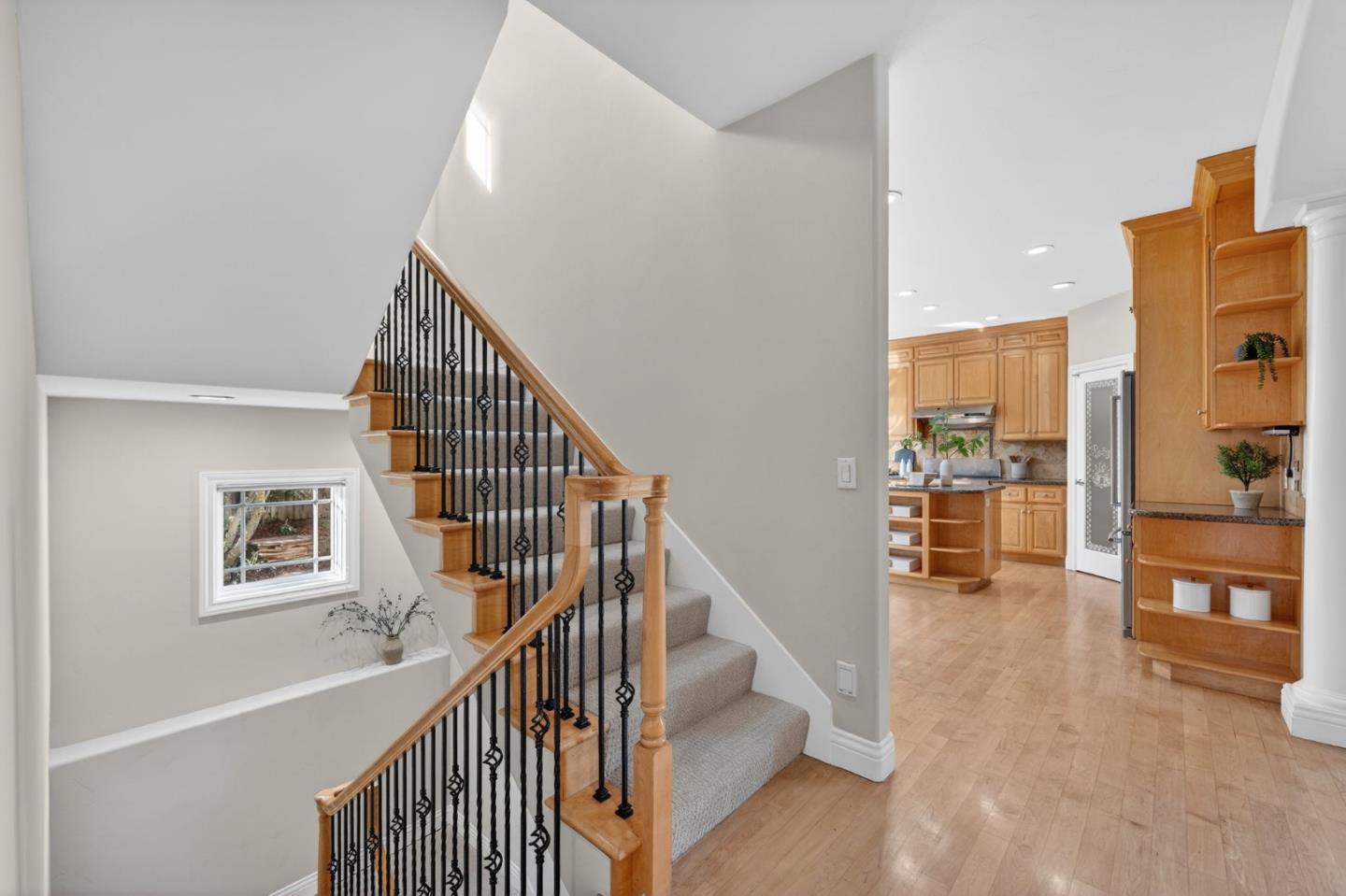 Detail Gallery Image 14 of 101 For 10175 Orange Ave, Cupertino,  CA 95014 - 6 Beds | 4/2 Baths