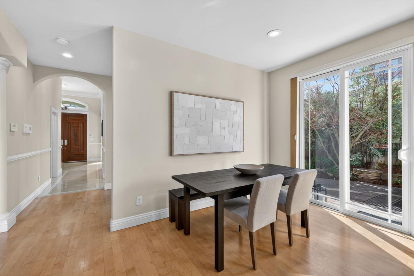 Detail Gallery Image 16 of 101 For 10175 Orange Ave, Cupertino,  CA 95014 - 6 Beds | 4/2 Baths