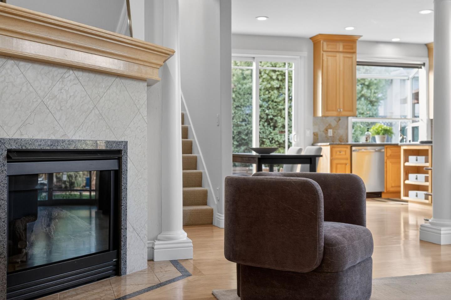 Detail Gallery Image 27 of 101 For 10175 Orange Ave, Cupertino,  CA 95014 - 6 Beds | 4/2 Baths