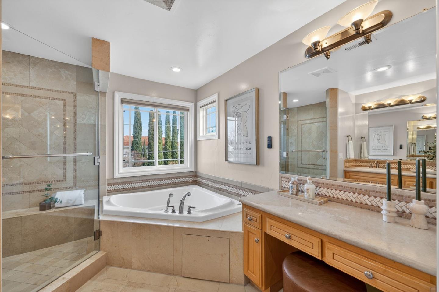 Detail Gallery Image 45 of 101 For 10175 Orange Ave, Cupertino,  CA 95014 - 6 Beds | 4/2 Baths