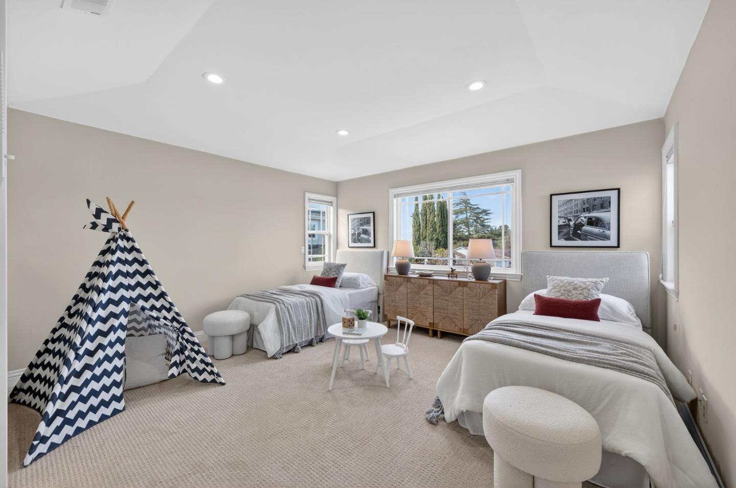 Detail Gallery Image 48 of 101 For 10175 Orange Ave, Cupertino,  CA 95014 - 6 Beds | 4/2 Baths