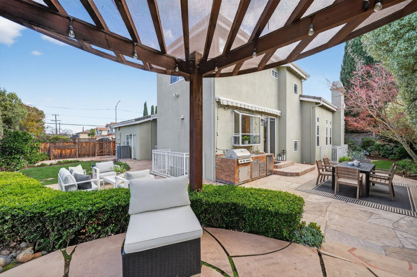 Detail Gallery Image 73 of 101 For 10175 Orange Ave, Cupertino,  CA 95014 - 6 Beds | 4/2 Baths