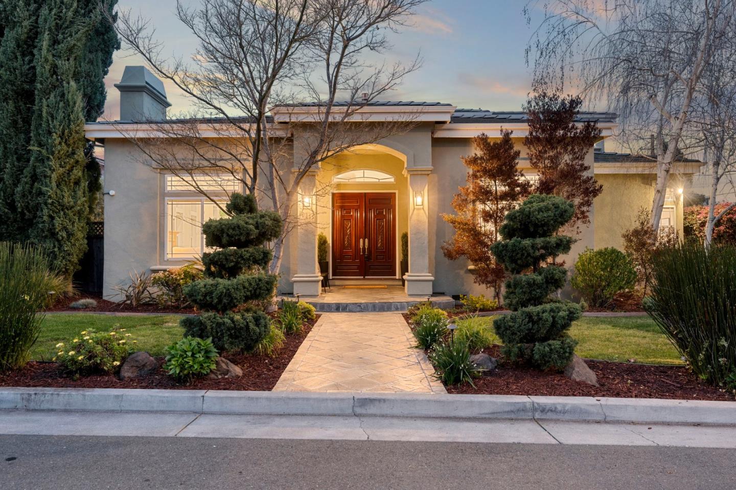 Detail Gallery Image 78 of 101 For 10175 Orange Ave, Cupertino,  CA 95014 - 6 Beds | 4/2 Baths