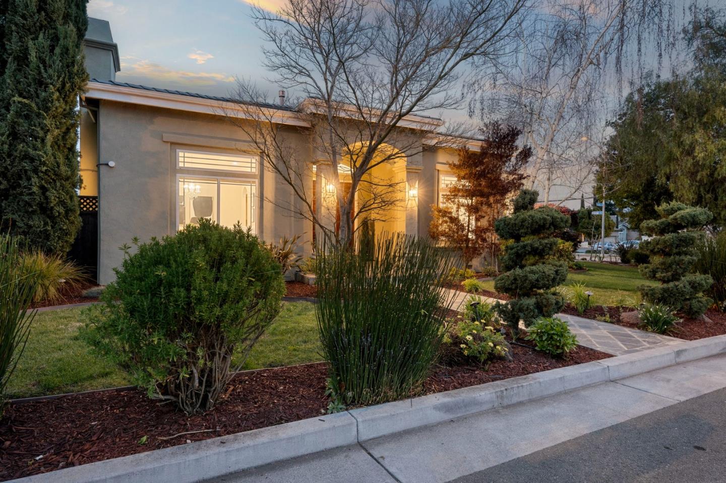 Detail Gallery Image 79 of 101 For 10175 Orange Ave, Cupertino,  CA 95014 - 6 Beds | 4/2 Baths