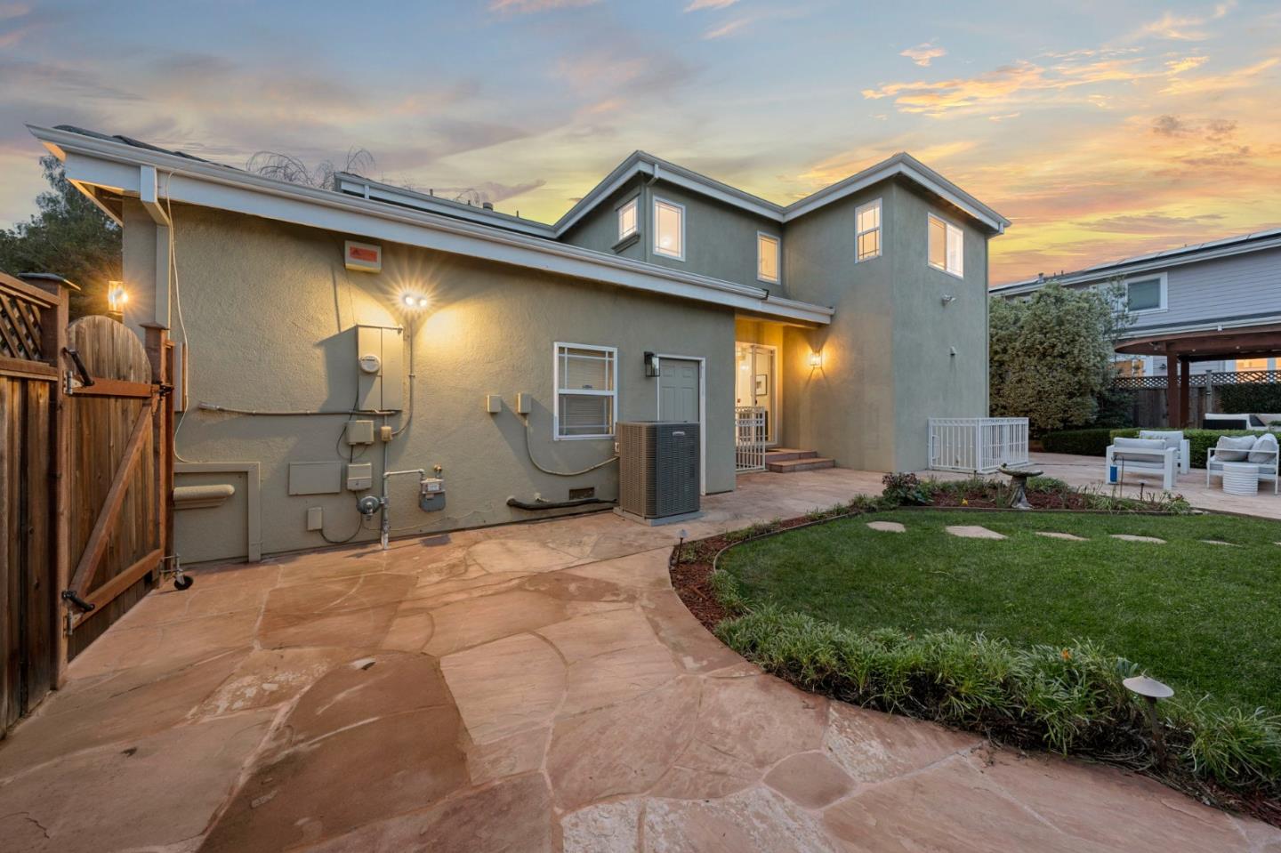 Detail Gallery Image 82 of 101 For 10175 Orange Ave, Cupertino,  CA 95014 - 6 Beds | 4/2 Baths