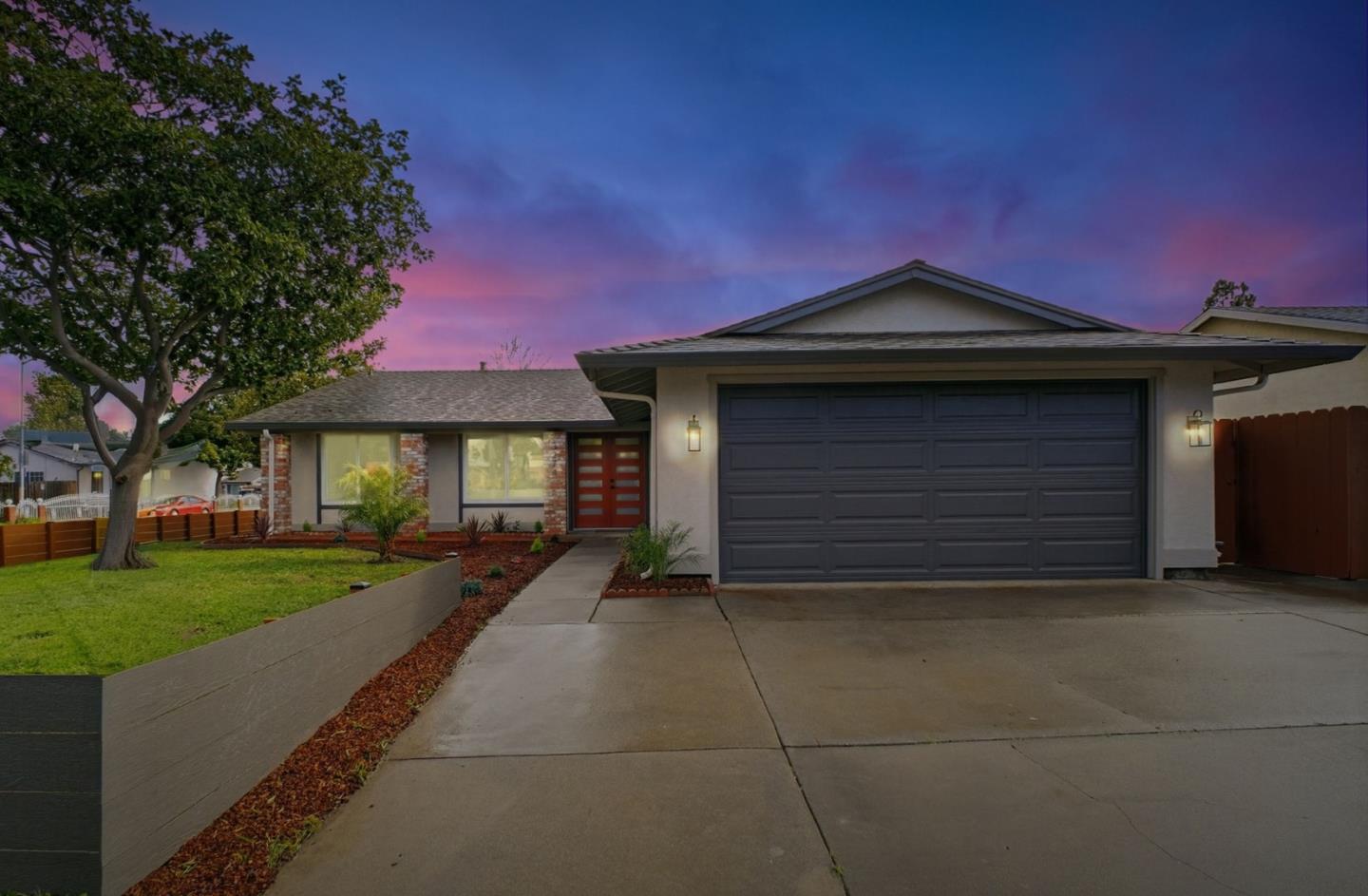 Front Image Thumbnail for ML82035302