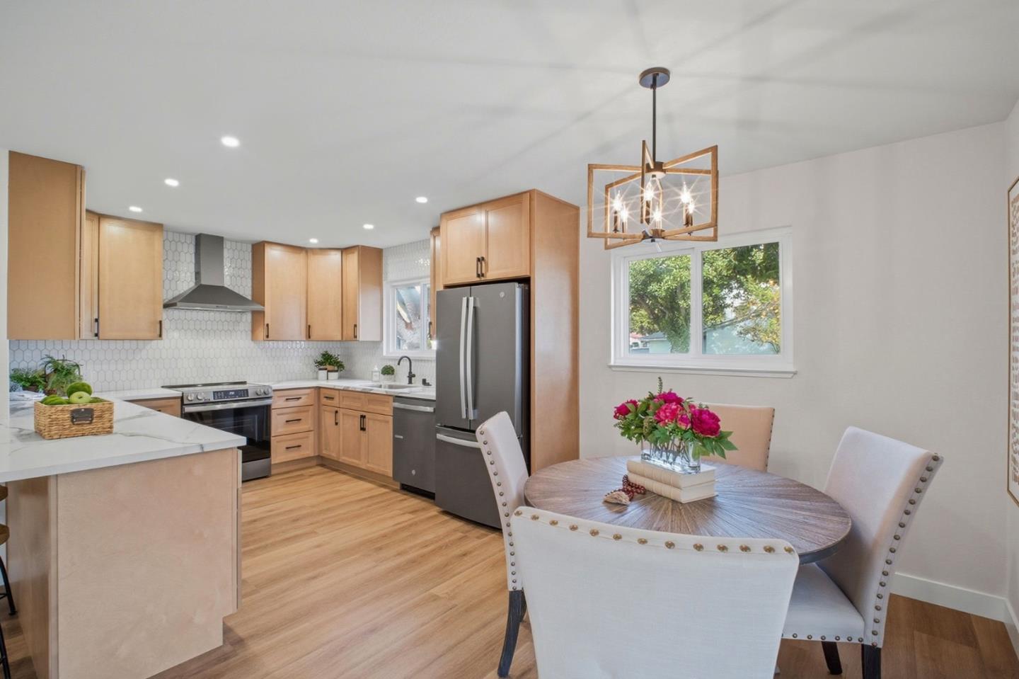 Detail Gallery Image 11 of 25 For 3274 Santa Rosa Ct, Union City,  CA 94587 - 4 Beds | 2 Baths