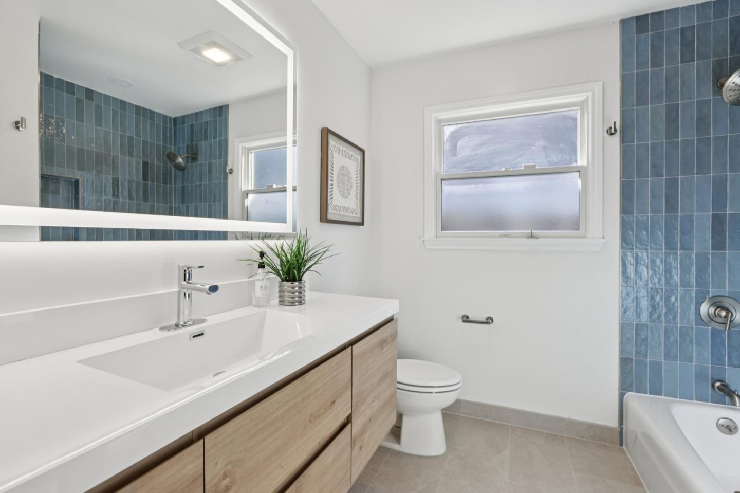 Detail Gallery Image 20 of 36 For 915 North Rd, Belmont,  CA 94002 - 3 Beds | 3 Baths