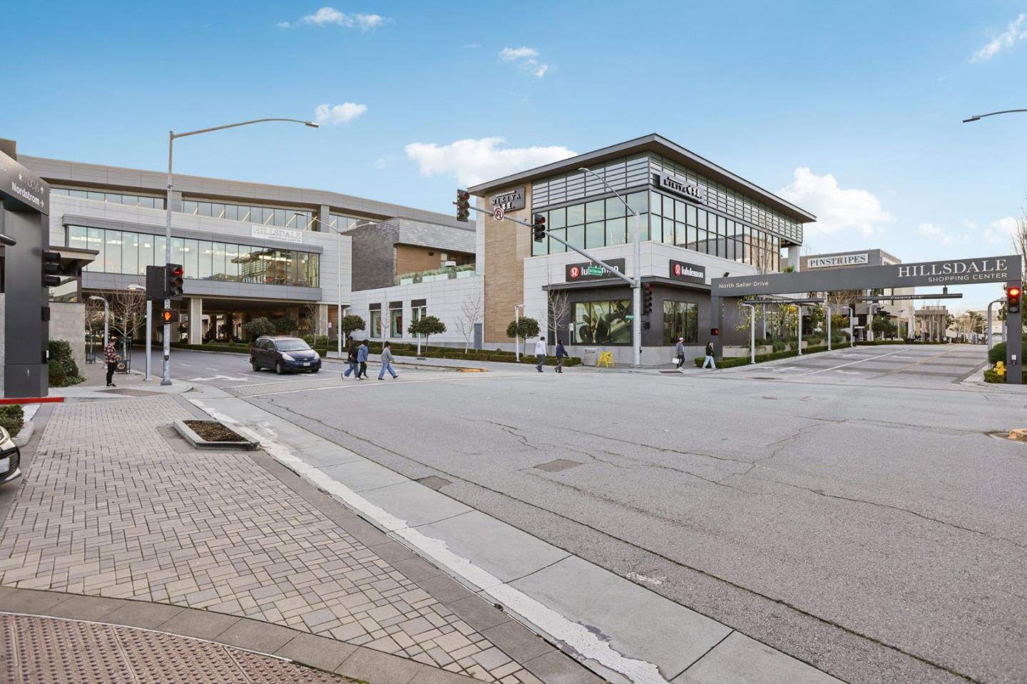 Detail Gallery Image 34 of 36 For 915 North Rd, Belmont,  CA 94002 - 3 Beds | 3 Baths