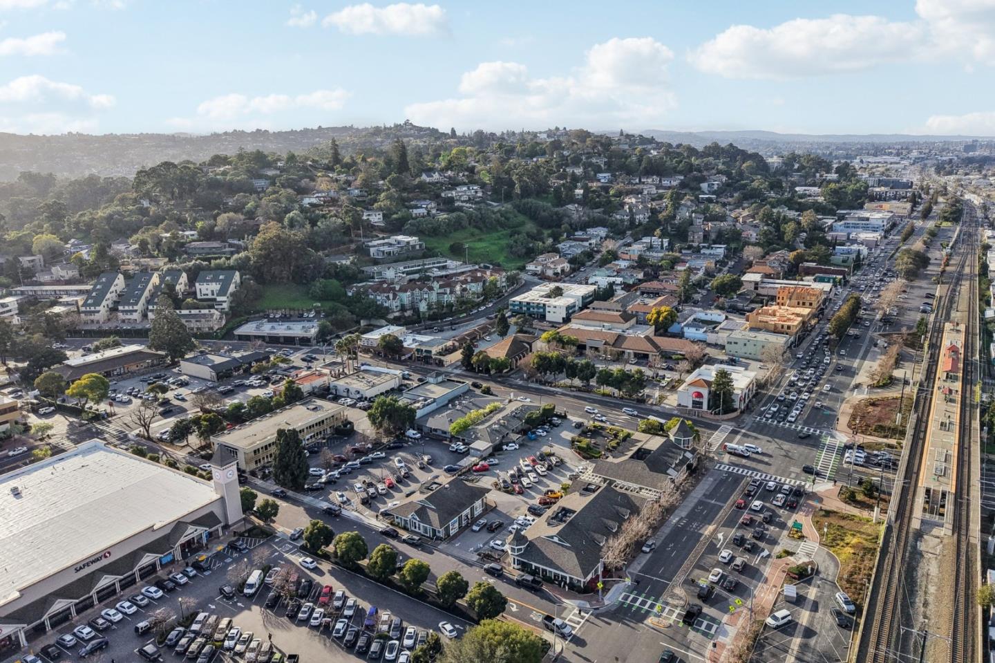 Detail Gallery Image 36 of 36 For 915 North Rd, Belmont,  CA 94002 - 3 Beds | 3 Baths