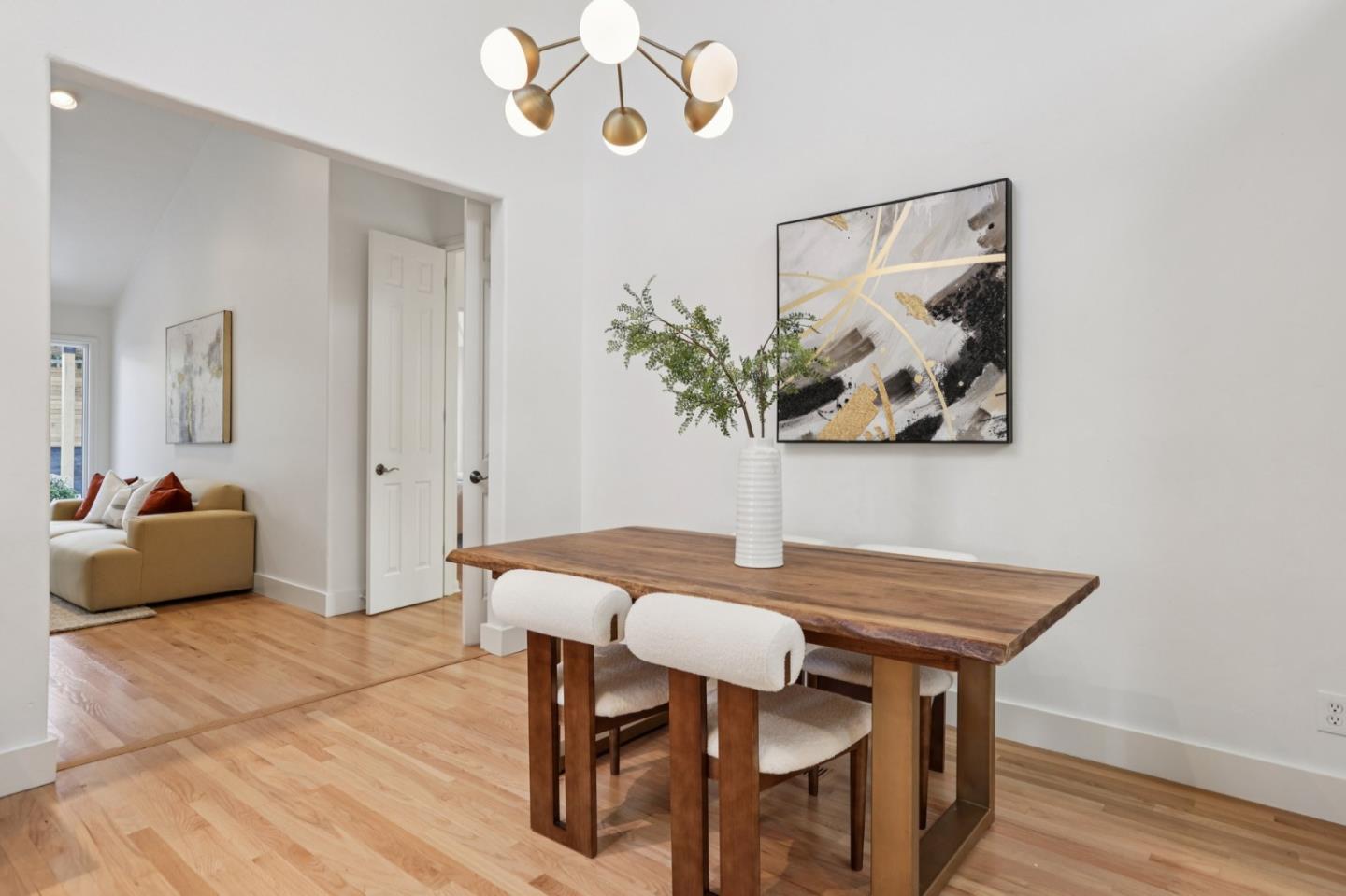 Detail Gallery Image 8 of 36 For 915 North Rd, Belmont,  CA 94002 - 3 Beds | 3 Baths