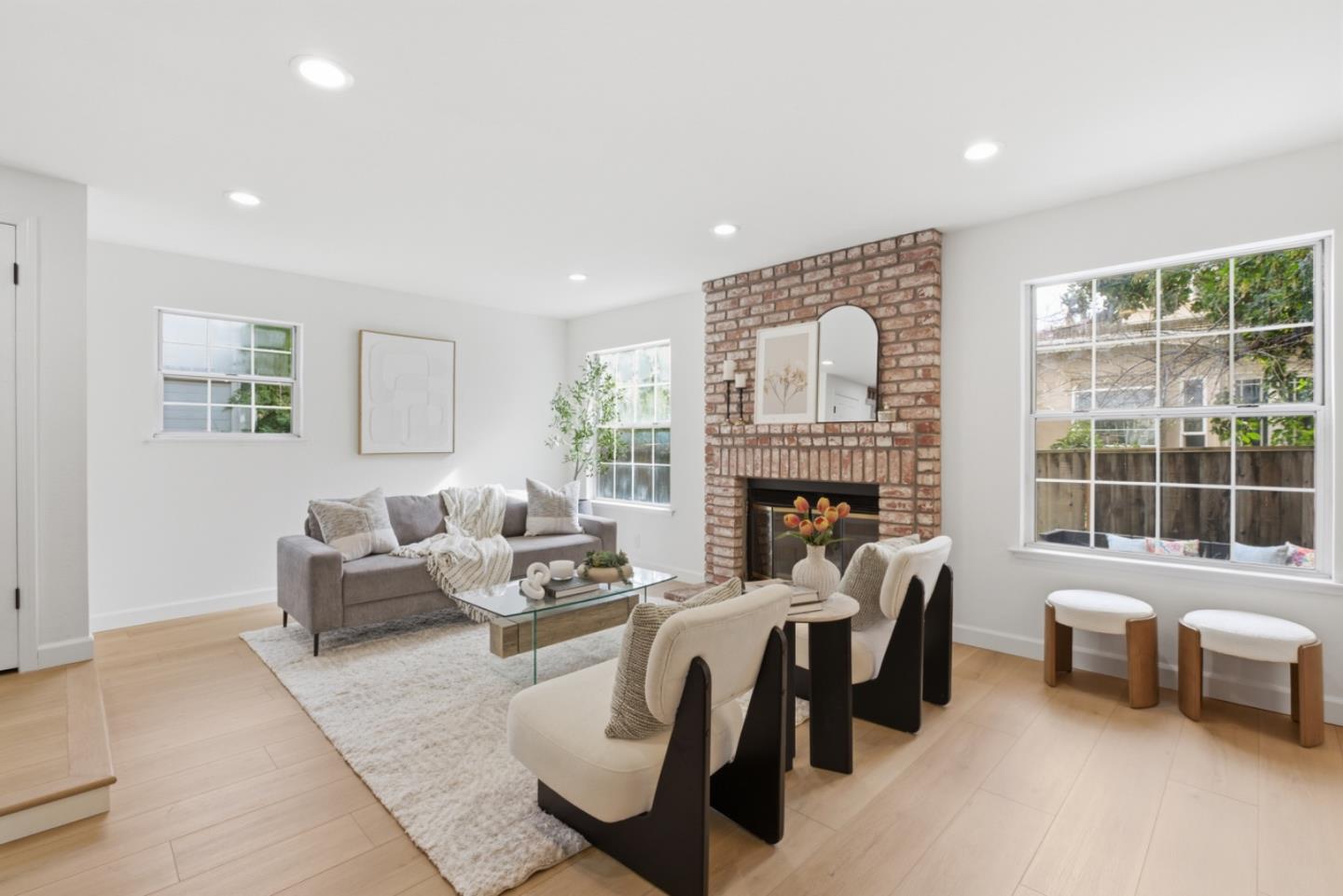 Detail Gallery Image 12 of 70 For 21686 Olive Ave, Cupertino,  CA 95014 - 2 Beds | 2/1 Baths