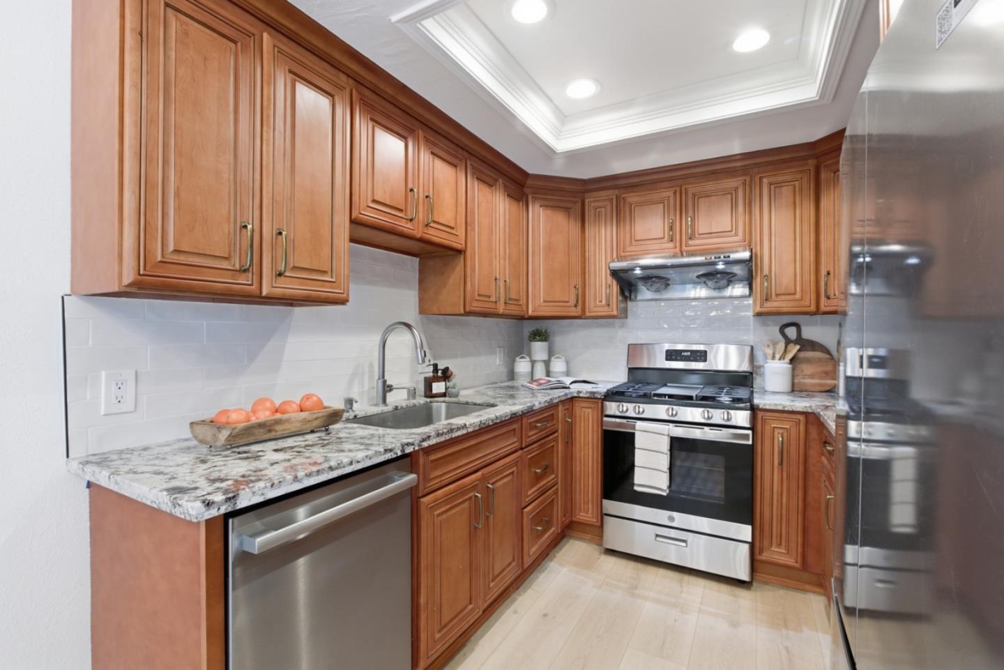 Detail Gallery Image 16 of 70 For 21686 Olive Ave, Cupertino,  CA 95014 - 2 Beds | 2/1 Baths