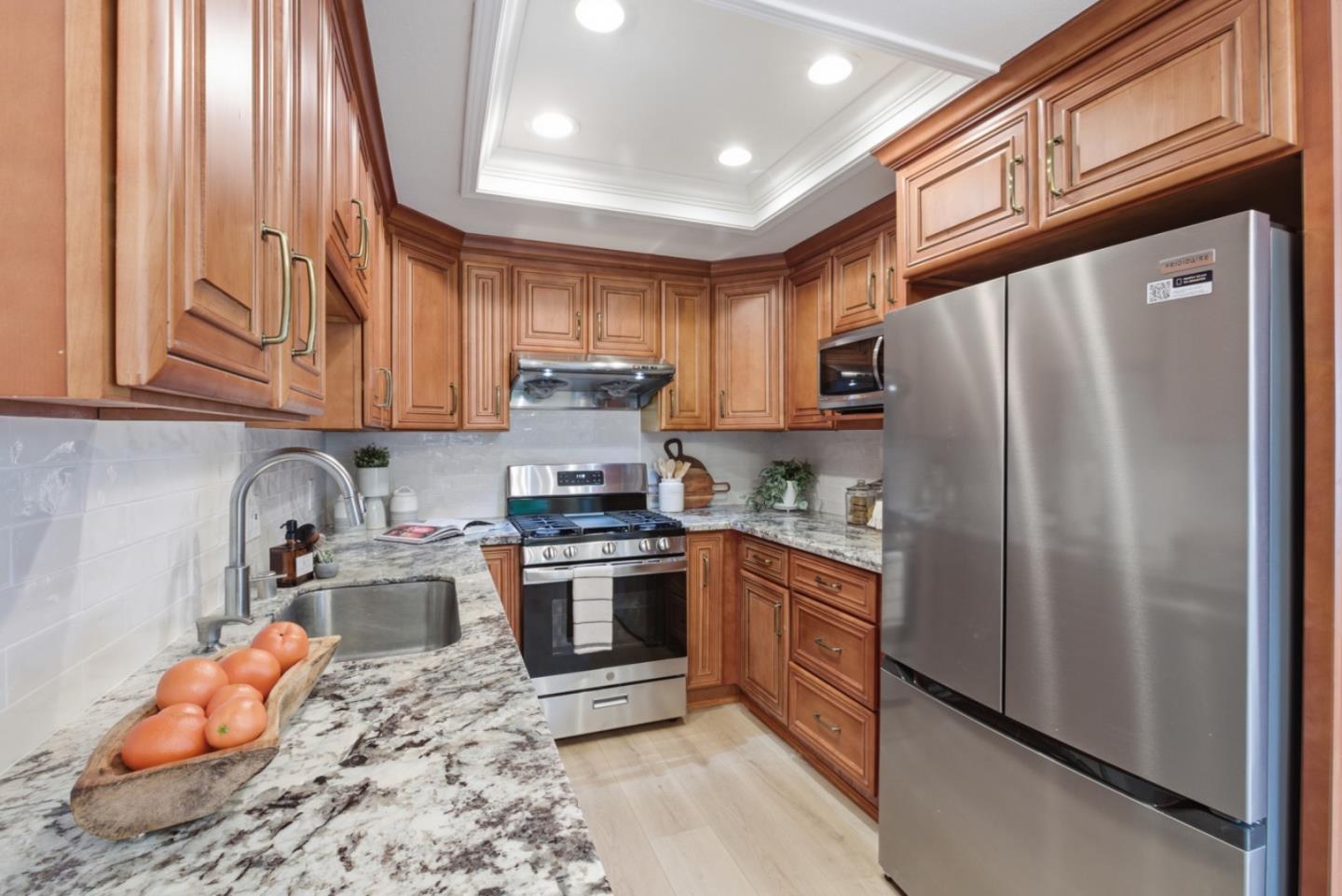 Detail Gallery Image 17 of 70 For 21686 Olive Ave, Cupertino,  CA 95014 - 2 Beds | 2/1 Baths