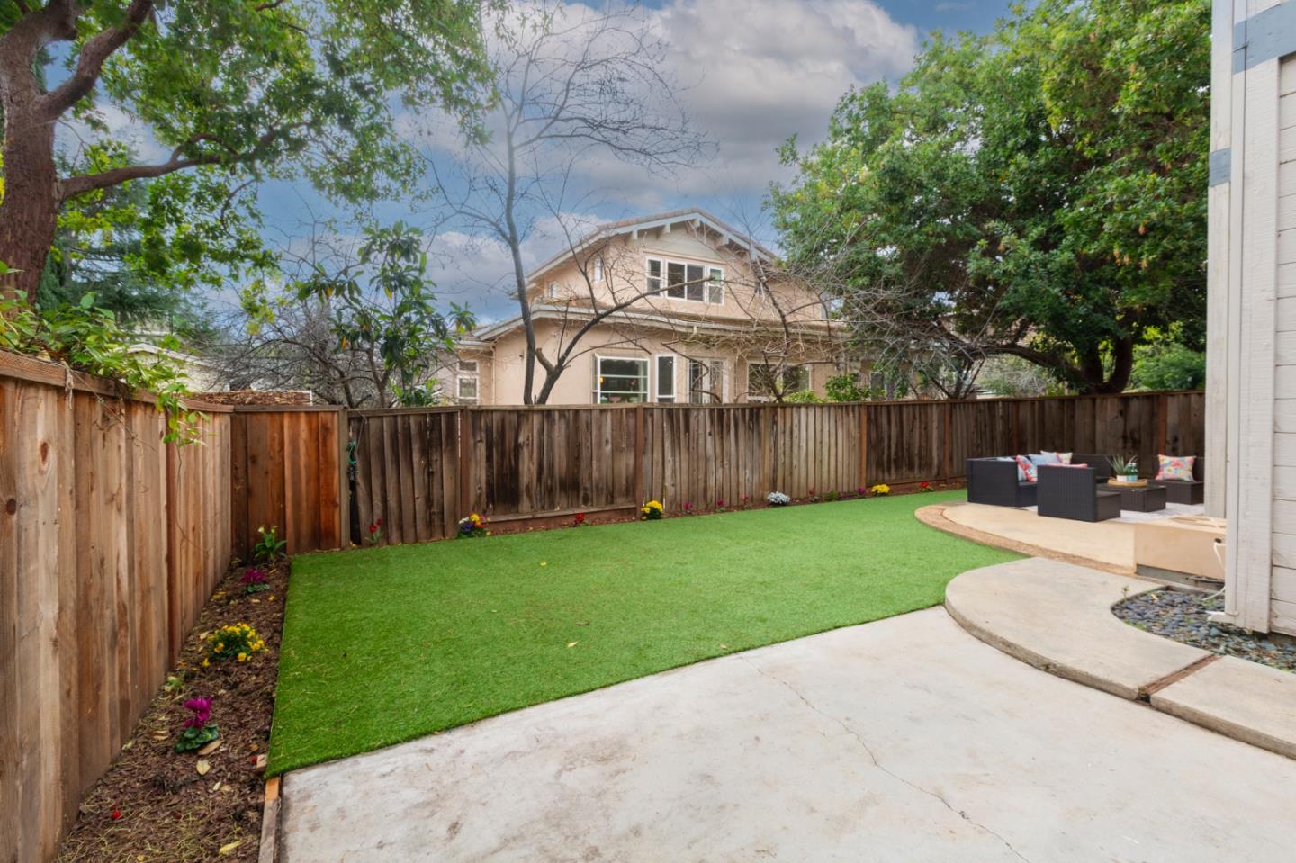 Detail Gallery Image 3 of 70 For 21686 Olive Ave, Cupertino,  CA 95014 - 2 Beds | 2/1 Baths