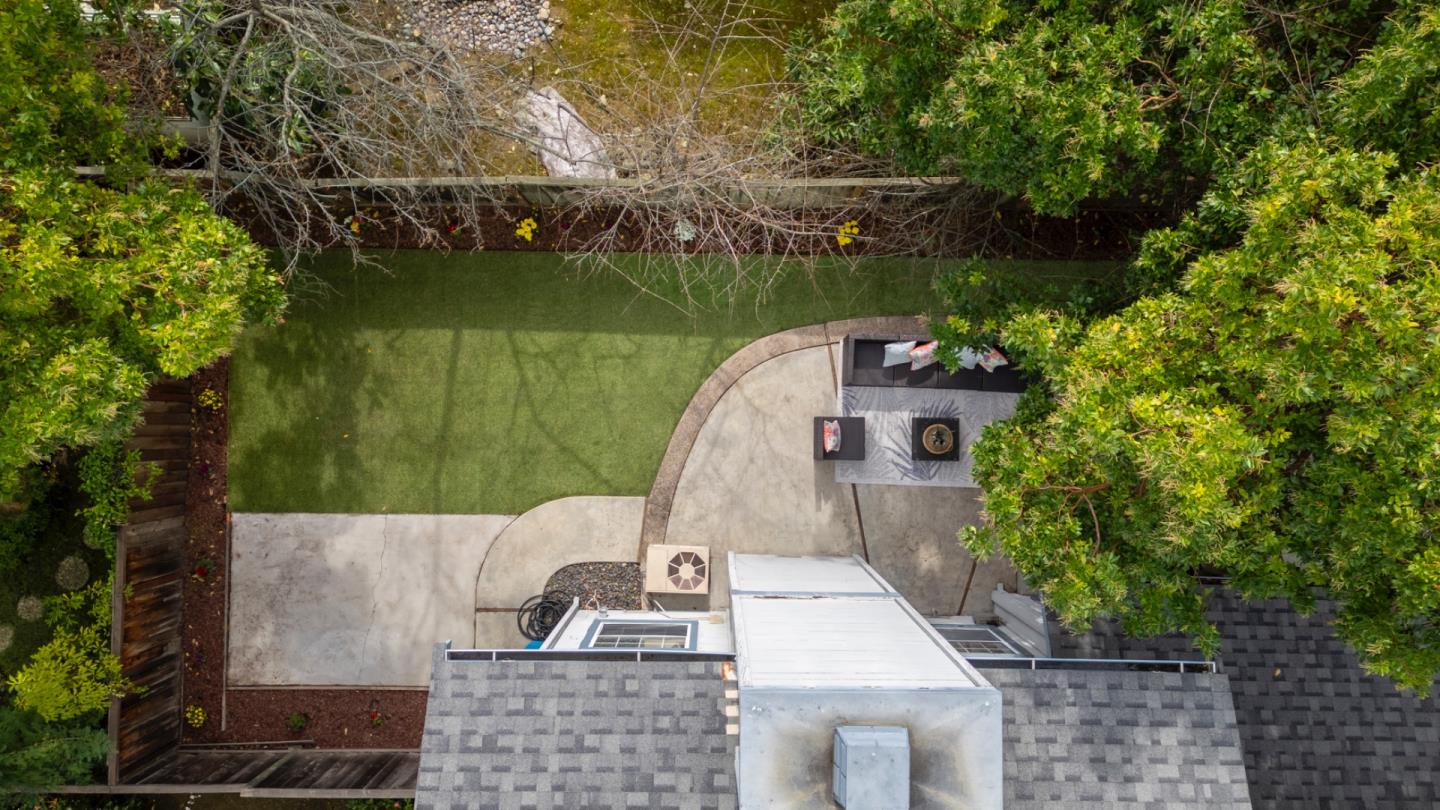 Detail Gallery Image 35 of 70 For 21686 Olive Ave, Cupertino,  CA 95014 - 2 Beds | 2/1 Baths